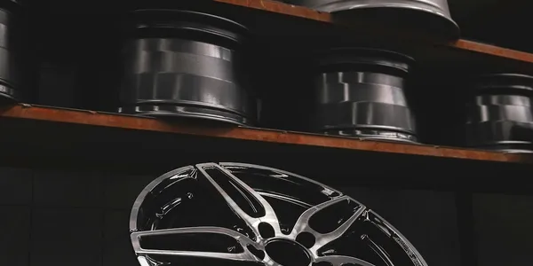 The Science of Metal: Forged vs Cast Components